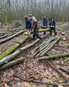Truly amazing team, this lot. Who have been picking some chestnut poles for our next project.
A curious one as you’ll see in the coming weeks.
#team #teamwork #teamworkmakesthedreamwork #teambuilding #builtbyartizans #Artizans #wood #artizansofwood #naturalbuildingworks #making #community #timberframed #timberframing #timberframe #timber #timberframes #timberframer #naturalbuildingmaterials #smugglerscopse #roundwoodtimberframing #designandbuild #southdowns #handmade #sweetchestnut #westsussex #beautifulbuildings