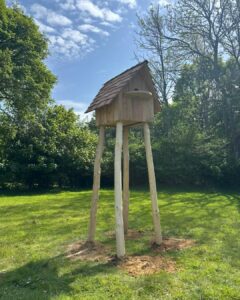 4 new abodes for our feathered friend, the barn owl, for the National Trust.
Twit twoo 🦉
#habitat #owlhouse #owls #owl #owlsofinstagram #owllovers #owlbox #owlboxes #nationaltrust #owlboxproject #naturalbuildingmaterials #roundwoodtimberframing #designandbuild #southdowns #smallhome #artizan #handmade #beautifulbuildings #builtbyartizans #wood #teamworkmakesthedreamwork #SustainableFuture #artizans #byartizans #westsussexbusiness #Artizans #sdnp #nymans #nymansnt #lowlboxesbyartizans